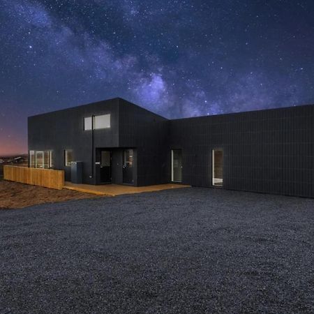 Luxury Log Home With A Hot Tub Selfoss Luaran gambar
